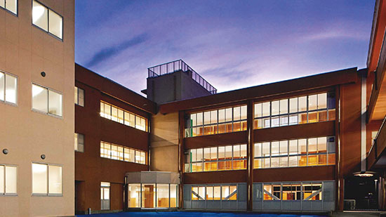 佐野市立 葛生義務教育学校（佐野市）